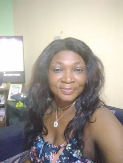 Rosalie 38 ans Beti  Cameroun