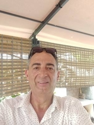 Jean 60 ans Perpignan France