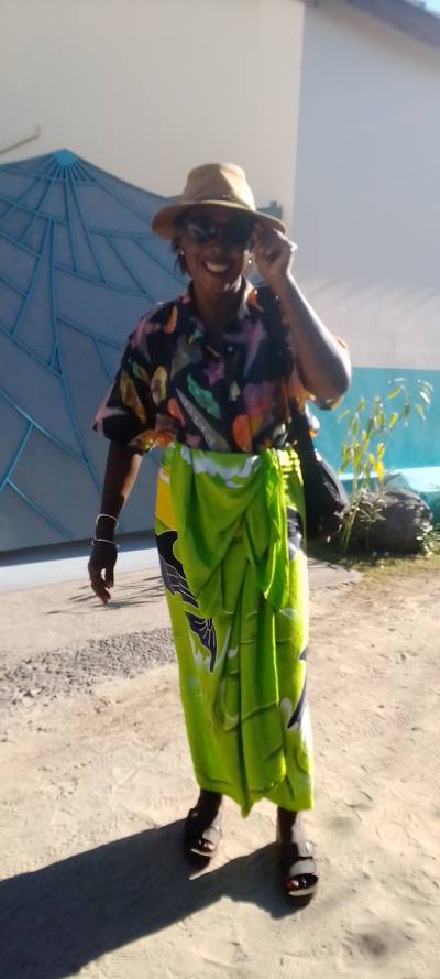 Marguerite 48 ans Nosy B Hell Ville  Madagascar