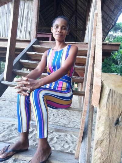 Tatiana 40 ans Sambava Madagascar