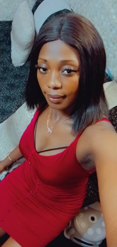 Anastasie 26 Jahre Douala  Kamerun