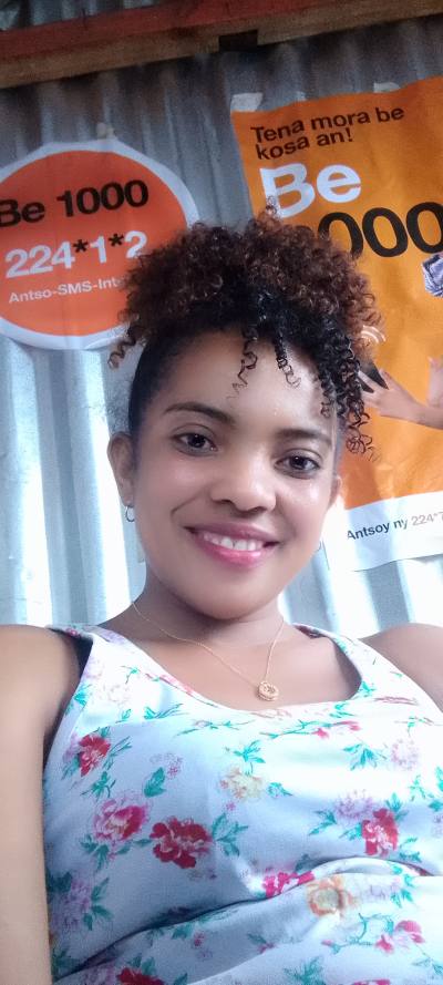 Angelta 35 ans Sambava  Madagascar