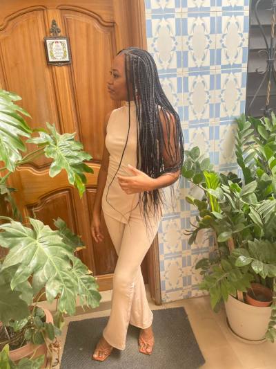 Merveille 28 ans Dakar Sénégal