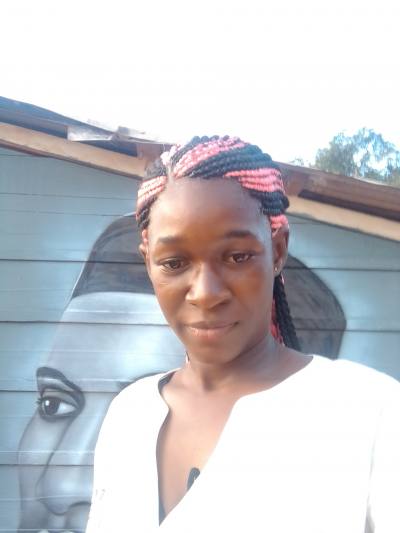 Vanessa 32 ans Yaoundé Cameroun