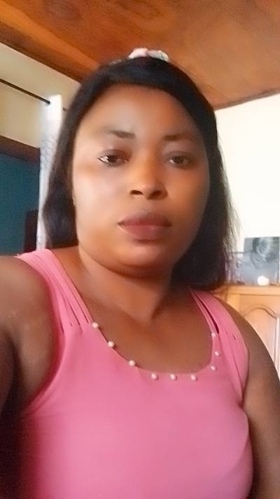 Gertrude 37 ans Yaoundé Cameroun  Cameroun