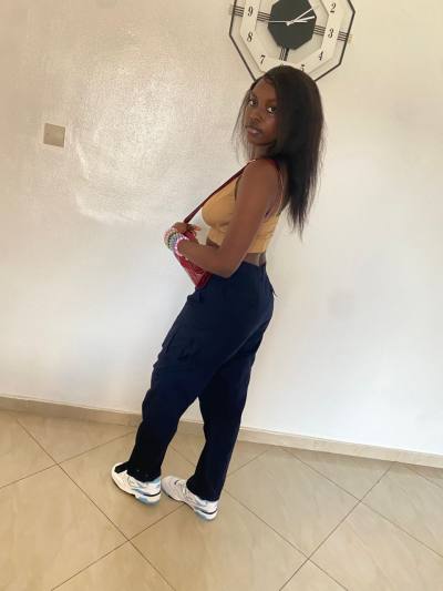 Labelle 18 ans Abidjan  Côte d'Ivoire