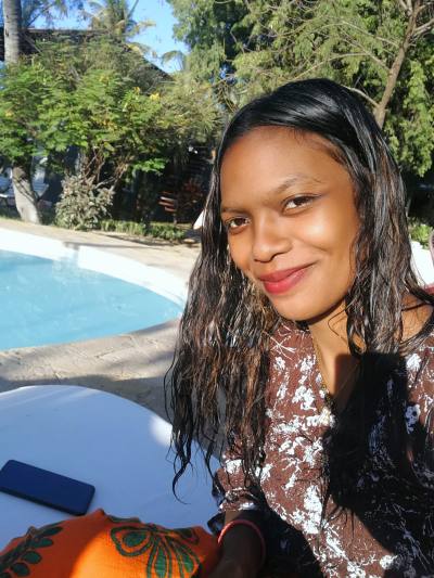 Josiane 24 ans Fianarantsoa  Madagascar