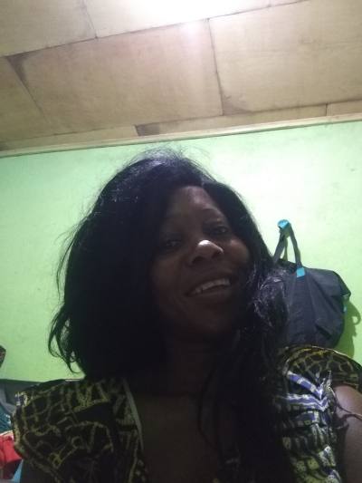 Pécresse 44 ans Bertoua Cameroun