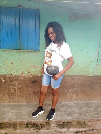 Diane 39 years Yaoundé Cameroon