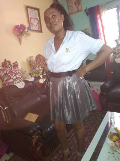 Jeannine 31 ans Douala Cameroun