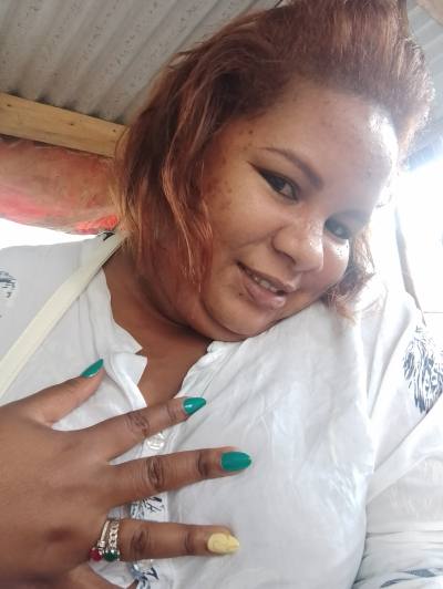 Faridah 32 ans Toamasina Madagascar