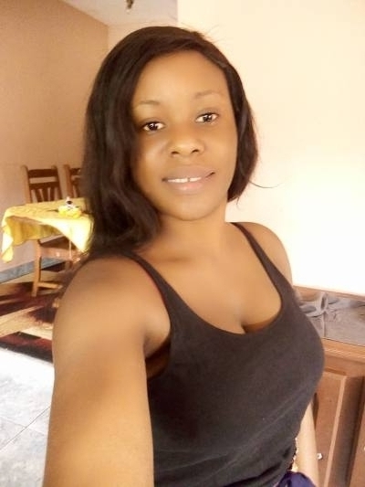 Sthevie 31 ans Libreville  Gabon