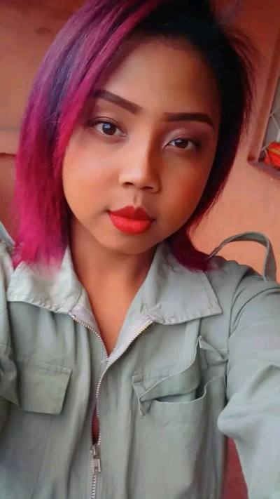 Amel 25 ans Sambava Madagascar