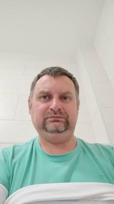 Valentin 45 ans Detmold  Allemagne