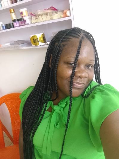 Josseline 30 years Douala Cameroon