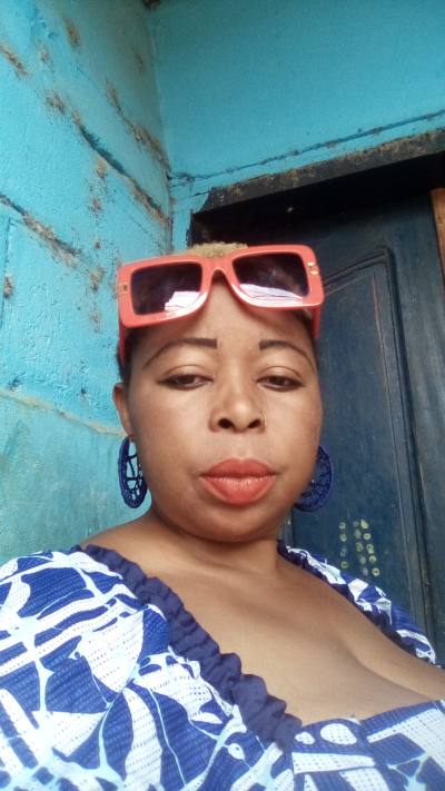 Clemence 40 ans Yaoundé Cameroun