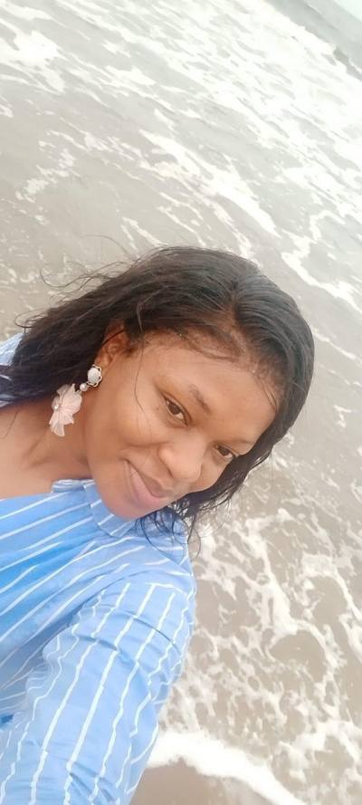 Agnes 34 ans Yaounde  Cameroun