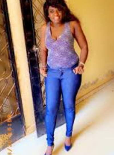 Aminata 30 ans Dakar  Sénégal