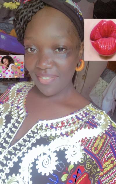 Yasmine 35 years Bamako Mali