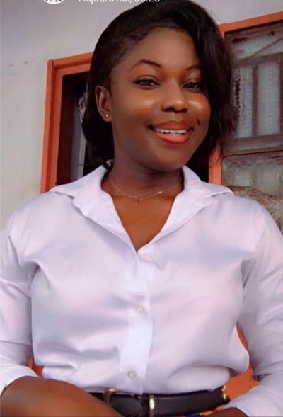 Antoinette 29 years Douala  Cameroun
