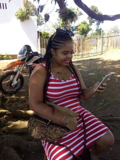 Murielle 32 ans Nosy Be Madagascar