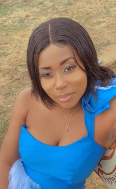 Axelle 26 ans Anyama  Côte d'Ivoire