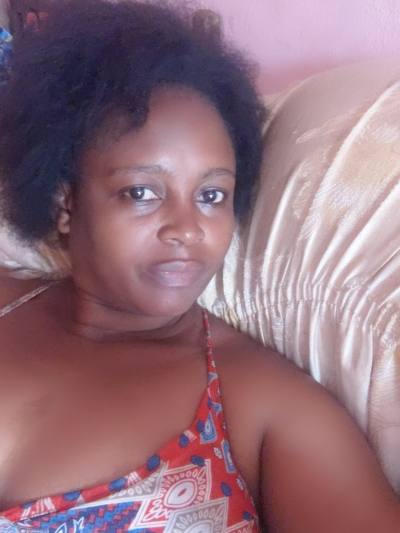 Marie pierre 42 ans Yaoundé Cameroun