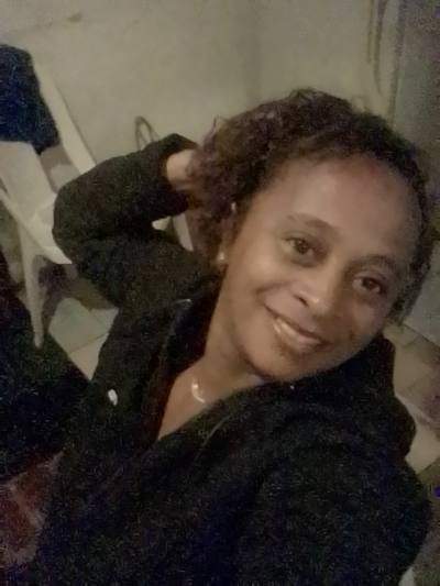 Joli 44 ans Tananarive Madagascar