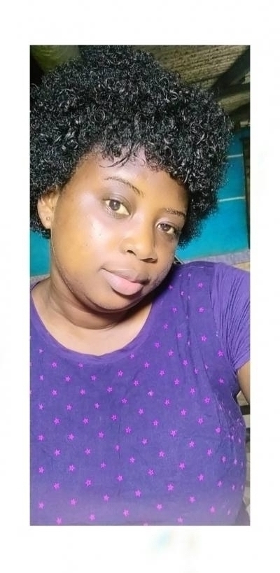 Sandra 28 ans Dokui  Côte d'Ivoire