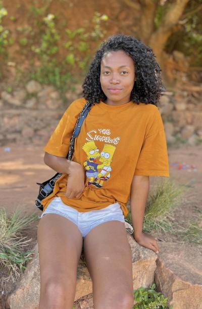 Hayelle 25 ans Antananarivo  Madagascar