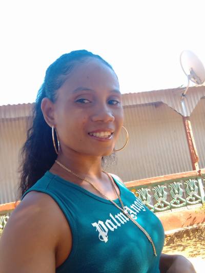 Clara 34 ans Diego Suarez  Madagascar