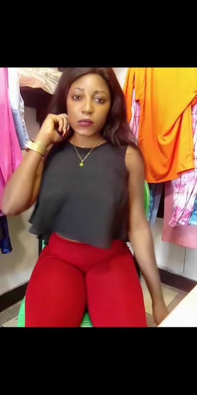 Patiance 25 ans Yaoundé  Cameroun