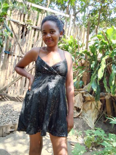 Nancy 37 ans Tamatave  Madagascar