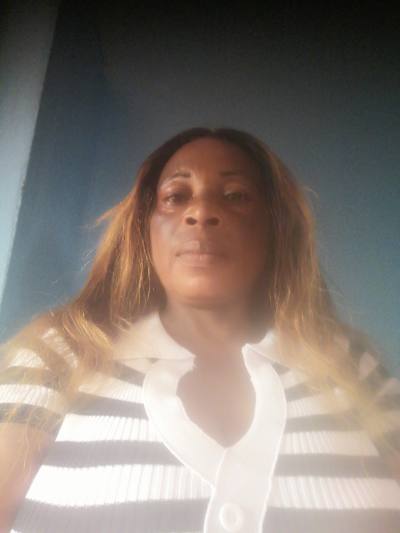 Marie Noel 50 ans Yaoundé  Cameroun