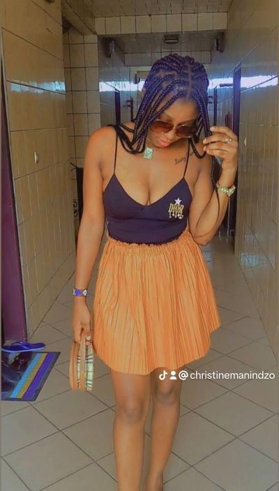 Christi 31 ans Littoral  Cameroun