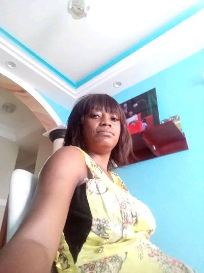 Nathalie 34 years Douala3e Cameroon