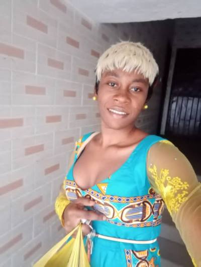 Audrey 34 ans Yaounde Cameroun