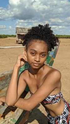 Anissa 19 ans Mahajanga  Madagascar