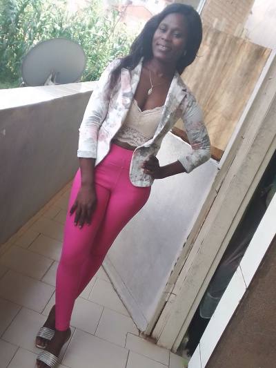 Flore 38 ans Centre  Cameroun