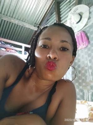 Félicia 34 ans Sambava Madagascar