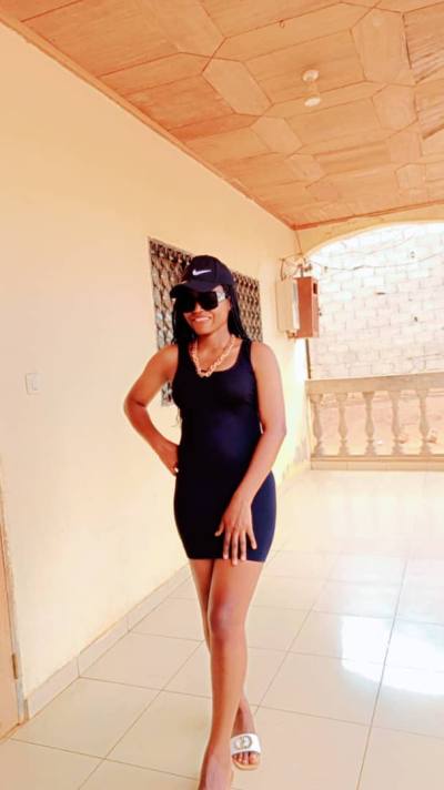 Tatiana 31 ans Yaoundé Cameroun