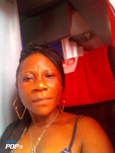 Marie 44 years Edea Cameroun