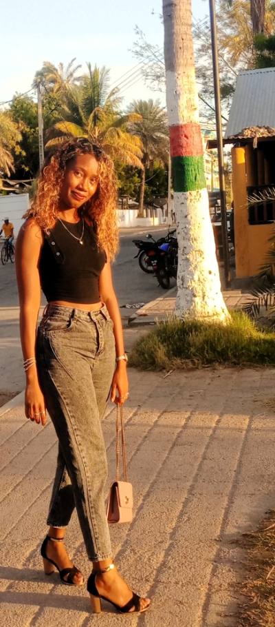 Fitahiana 26 ans Tuléar Madagascar