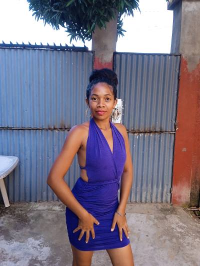 Sandrine 24 ans Toamasina Madagascar