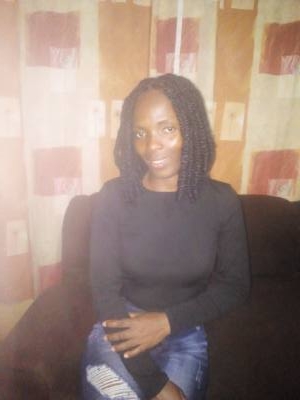 Gisele 25 ans Yaoundé Cameroun