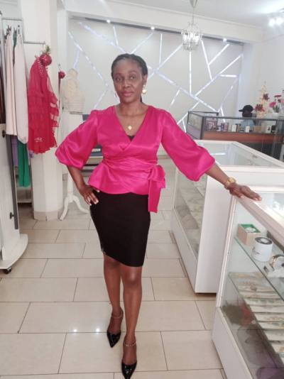 Clara 41 ans Yaoundé Cameroun