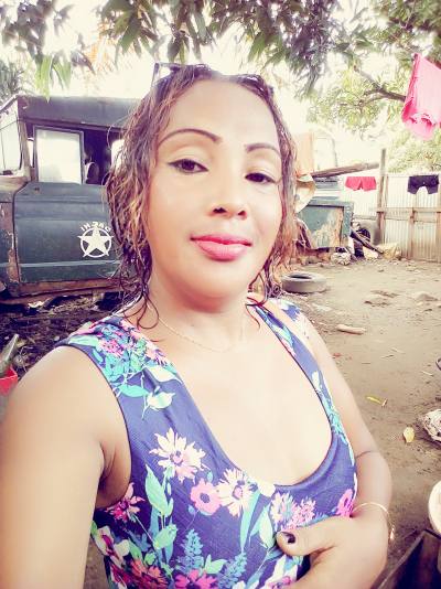 Karinah 41 ans Antalaha  Madagascar