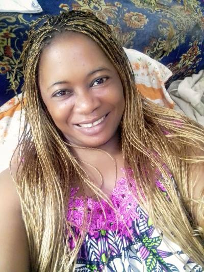 Josée 42 ans Cameroun  Cameroun