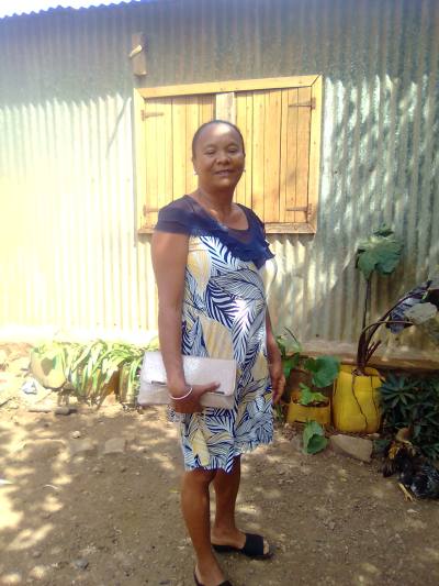 Elise 54 ans Diego Suarez Madagascar