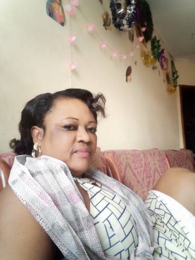 Sandrine 32 ans Yaoundé  Cameroun